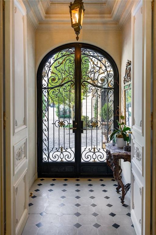 2288 Peachtree Road Northwest, Unit 6 Atlanta, GA 30309 - Photo 3 of 87 a view of an entryway door with an garden