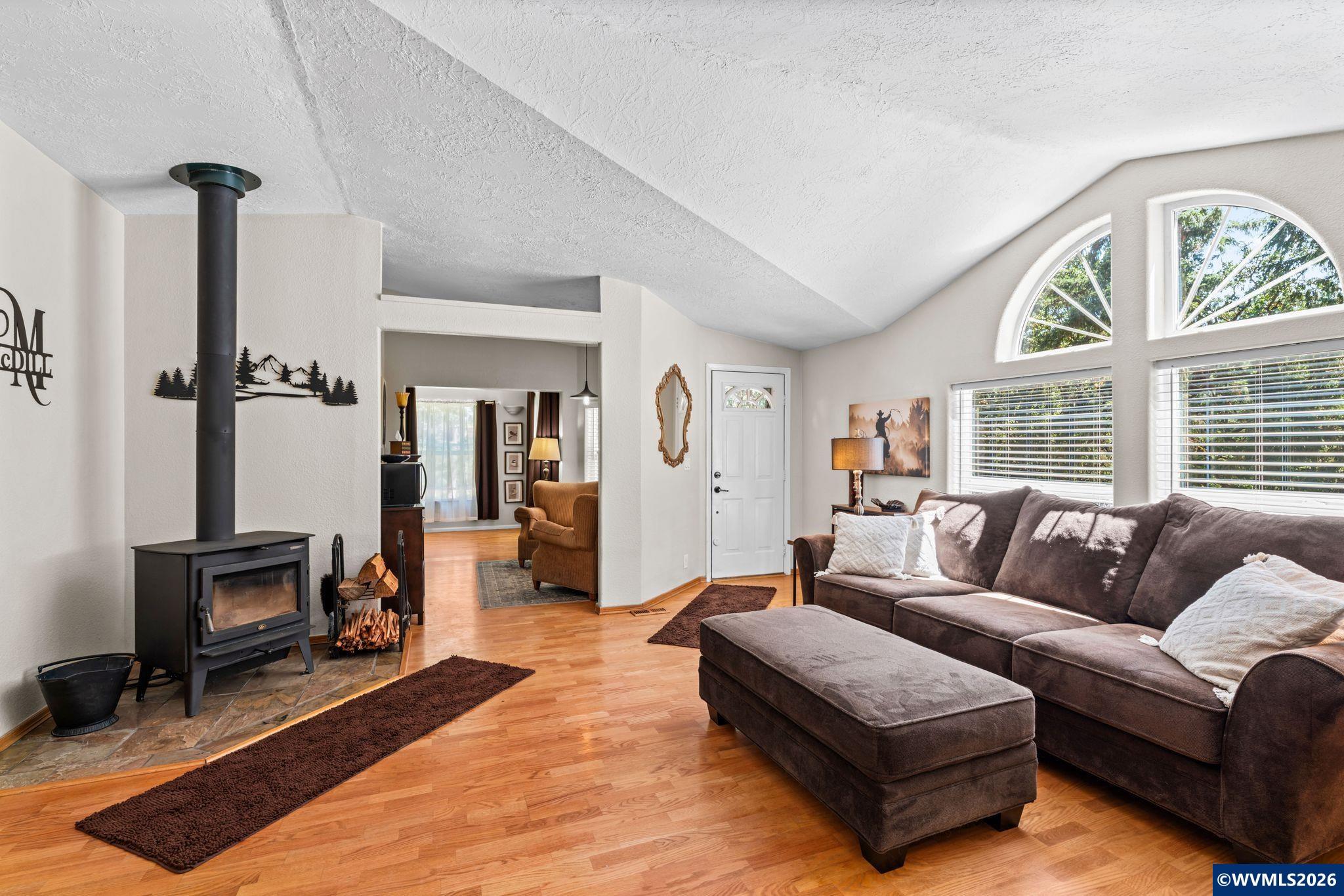 25264 Kyle Road Monroe, OR 97456 - Photo 12 of 50 Gallery Image 12