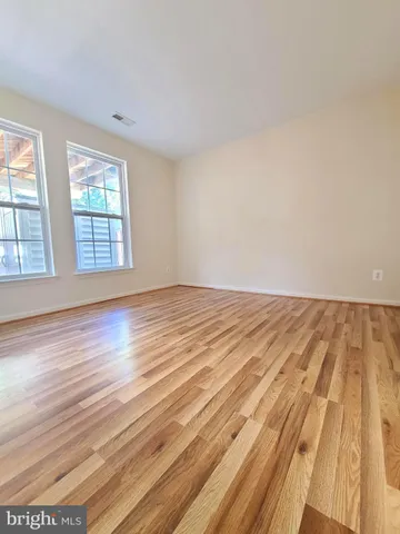 $679,900 | 8118 Horseshoe Cottage Circle, Lorton, VA 22079