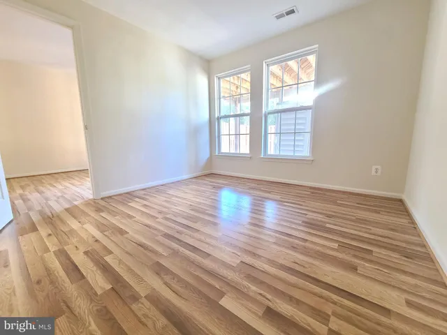 $679,900 | 8118 Horseshoe Cottage Circle, Lorton, VA 22079