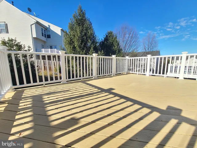 $679,900 | 8118 Horseshoe Cottage Circle, Lorton, VA 22079