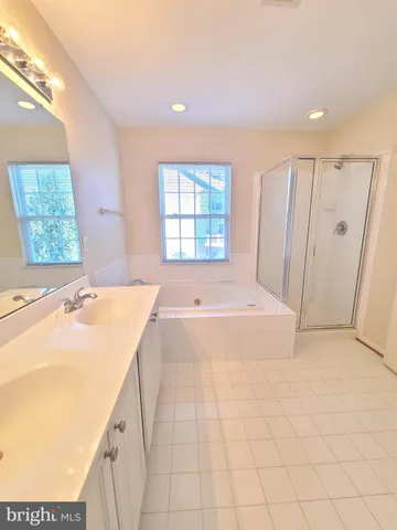 $679,900 | 8118 Horseshoe Cottage Circle, Lorton, VA 22079