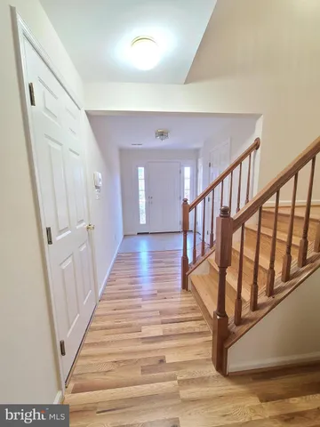 $679,900 | 8118 Horseshoe Cottage Circle, Lorton, VA 22079