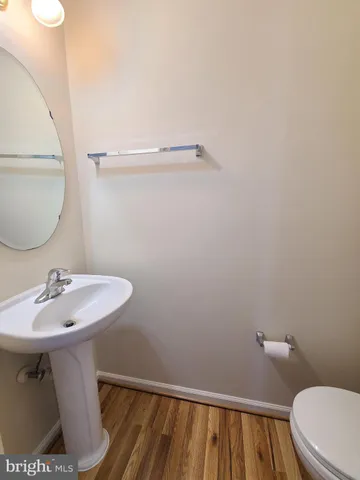 $679,900 | 8118 Horseshoe Cottage Circle, Lorton, VA 22079