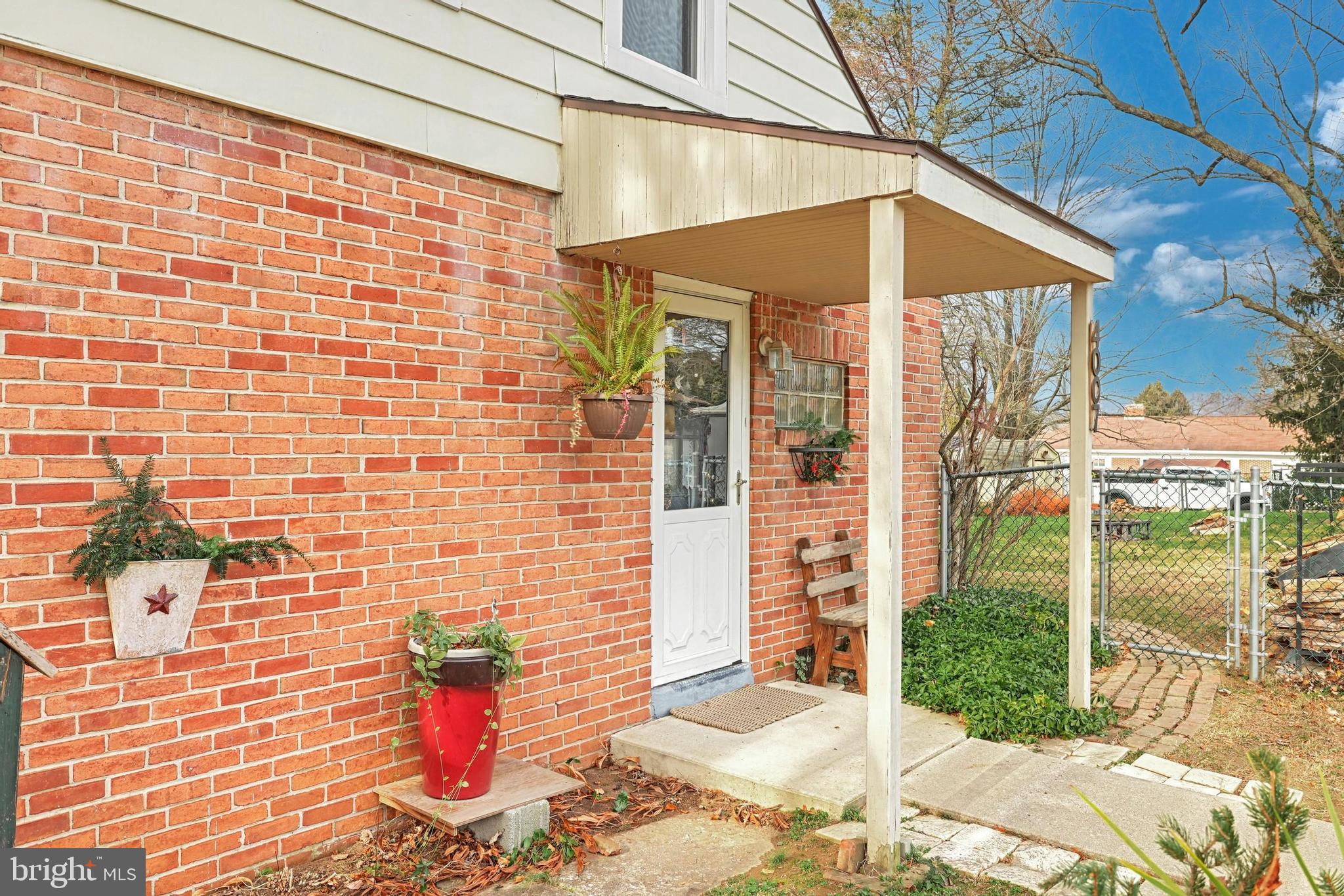 4007 Old Orchard Road York, PA 17402 - Photo 4 of 32 Gallery Image 4