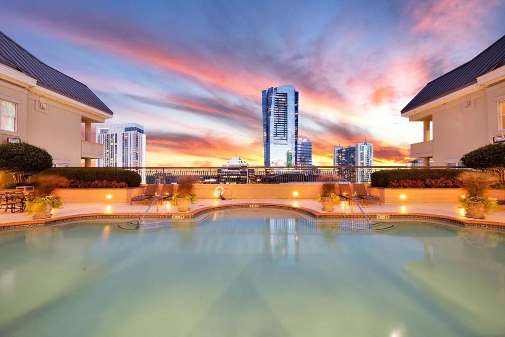 3334 Peachtree Road Northeast, Unit 1506 Atlanta, GA 30326 - Photo 29 of 51 a view of an ocean with a city