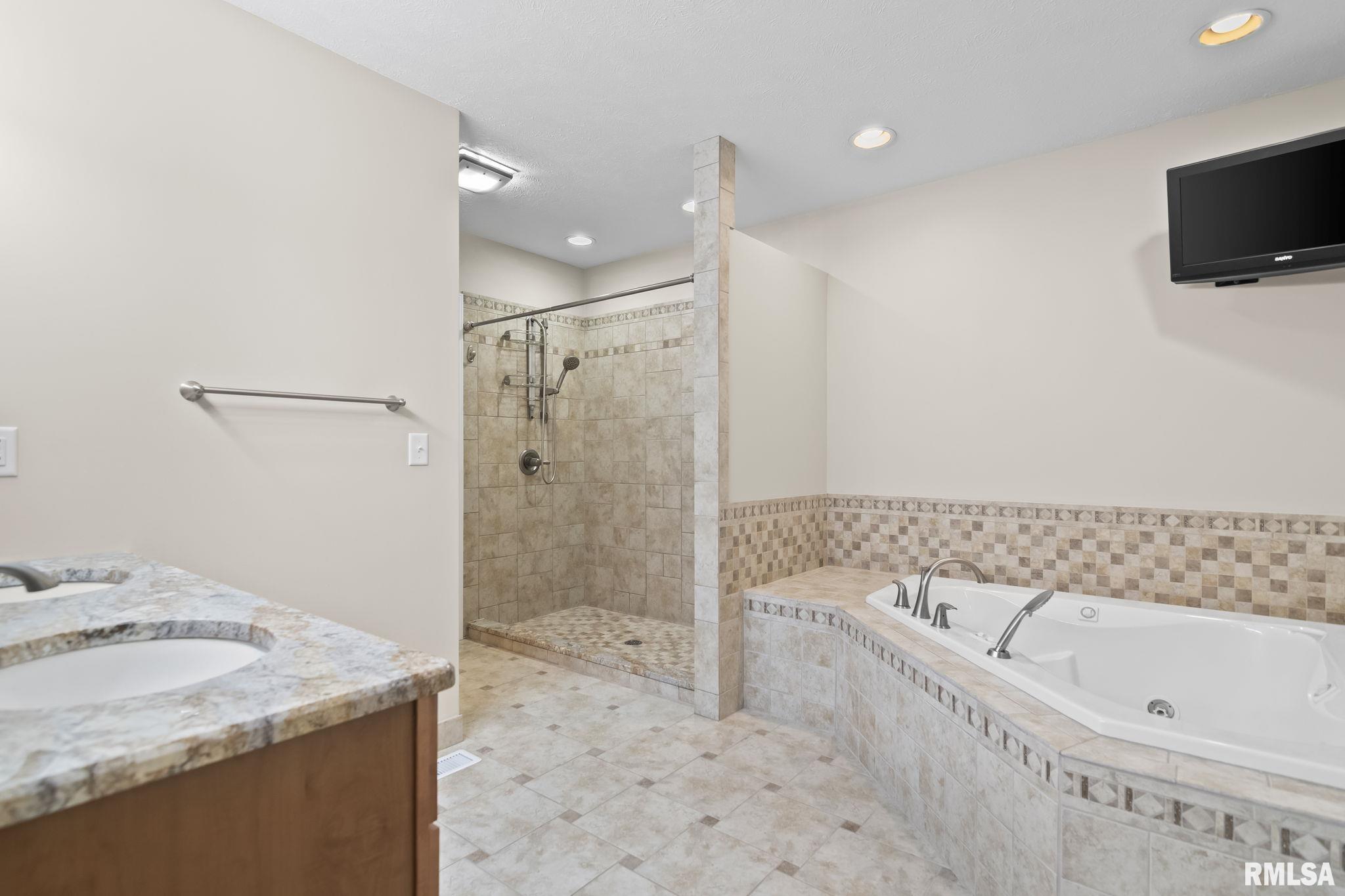 3252 South 2nd Street Springfield, IL 62703 - Photo 18 of 33