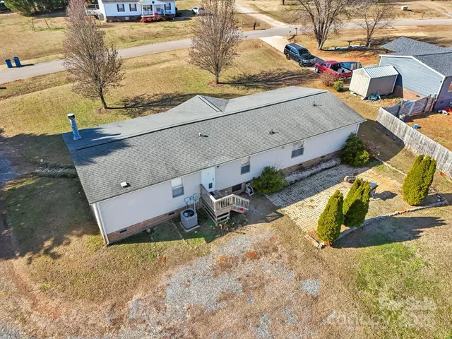 $215,000 | 4648 Belvedere Drive, Claremont, NC 28610