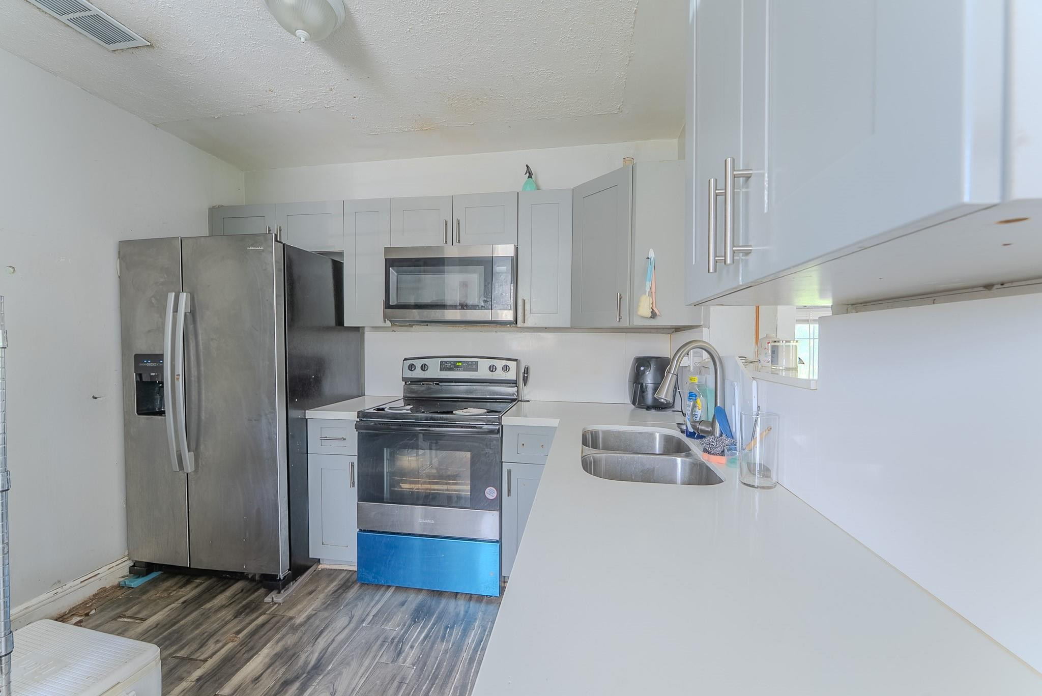 2011 Southwest 97th Terrace Miramar, FL 33025 - Photo 14 of 27 Photo 14