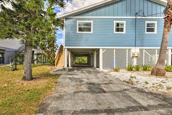$2,100 | 3303 West Shell Point Road, Unit A, Ruskin, FL 33570