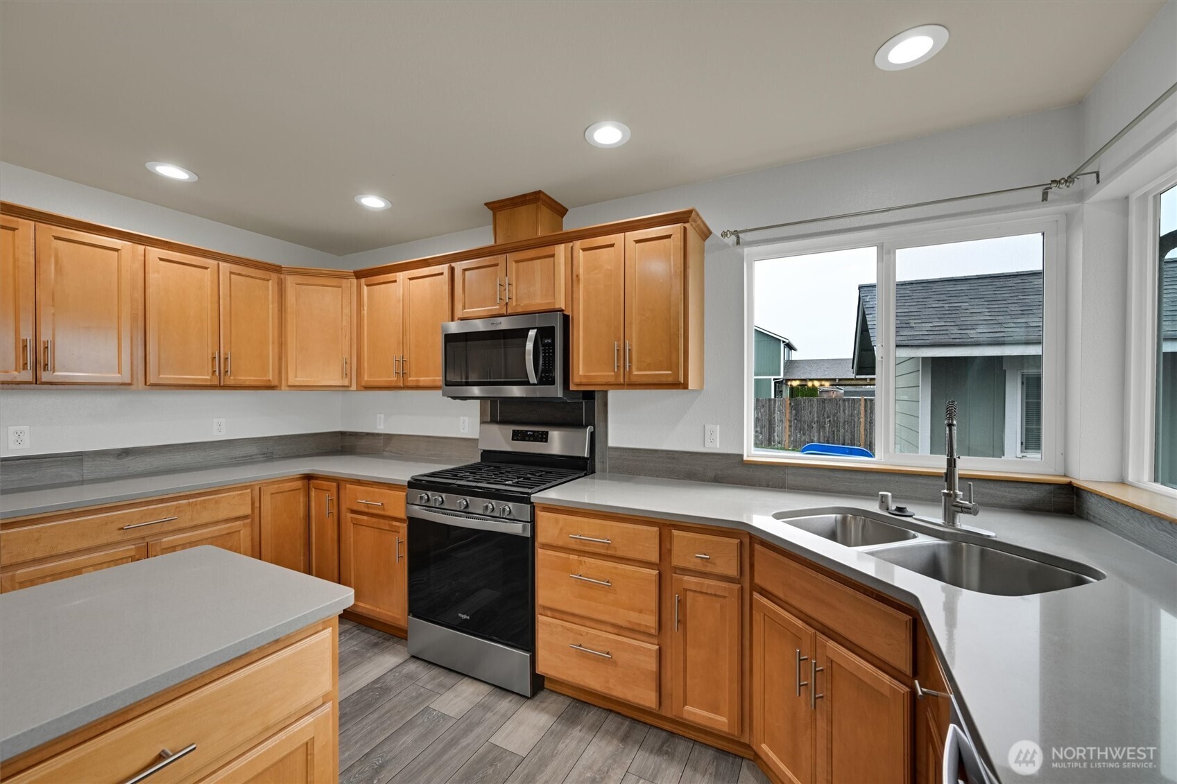 18200 Joseph Drive Southwest Rochester, WA 98579 - Photo 18 of 35 Gallery Image 18