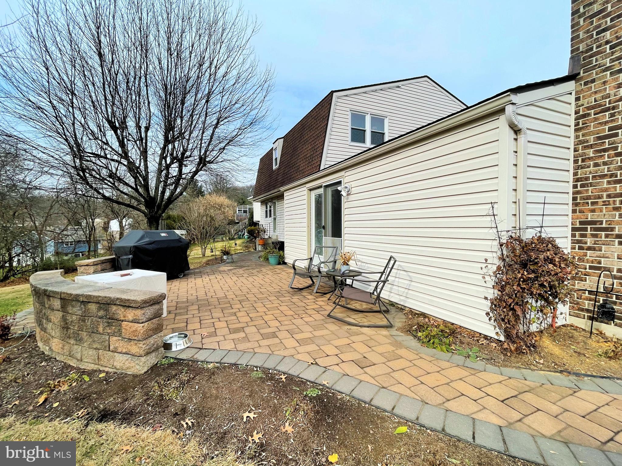 11 Thornbury Road Reading, PA 19606 - Photo 12 of 62 Brick Pavers walk way and Patio