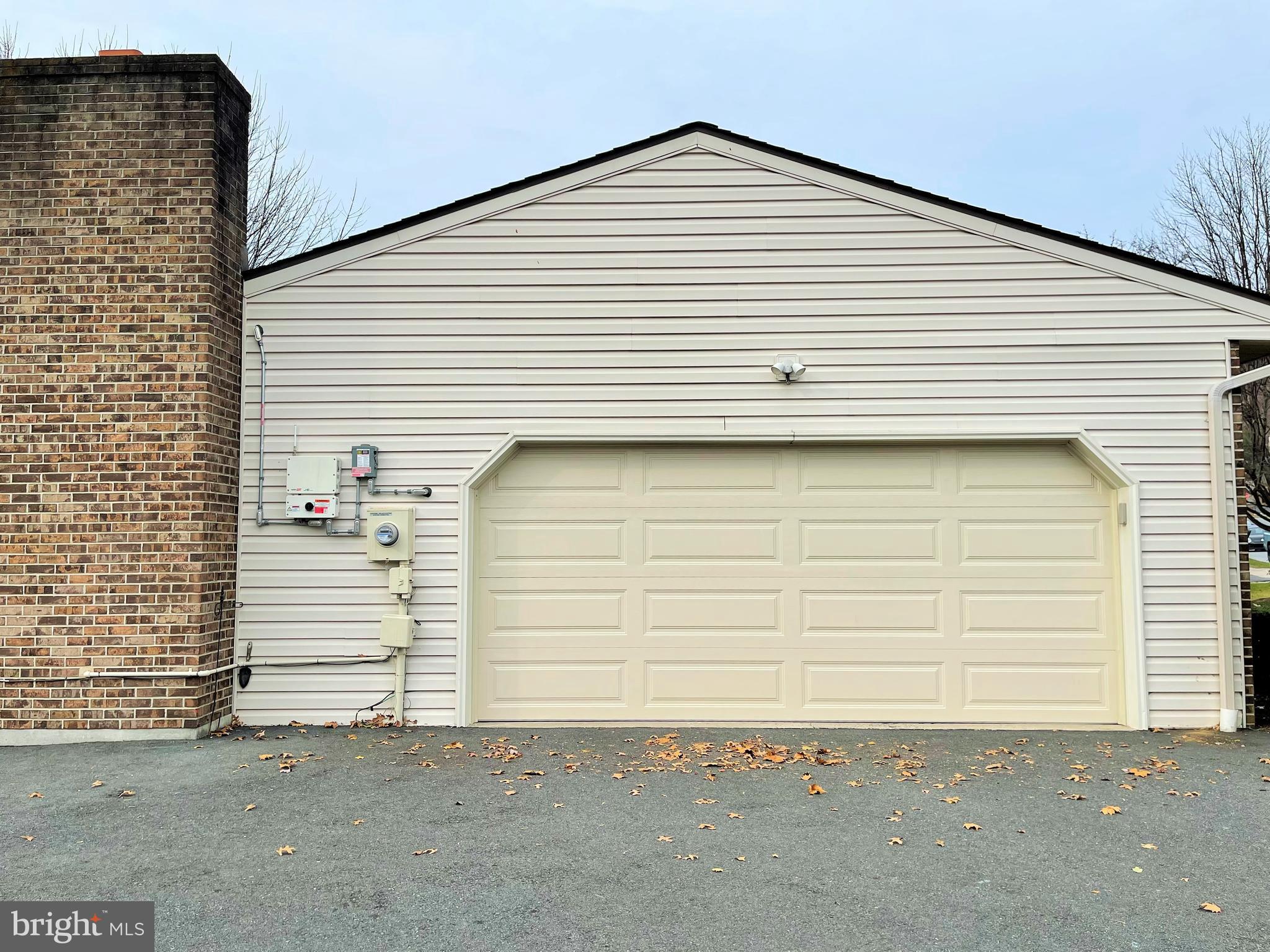 11 Thornbury Road Reading, PA 19606 - Photo 8 of 62 Oversized, 2 Car Turned Garage