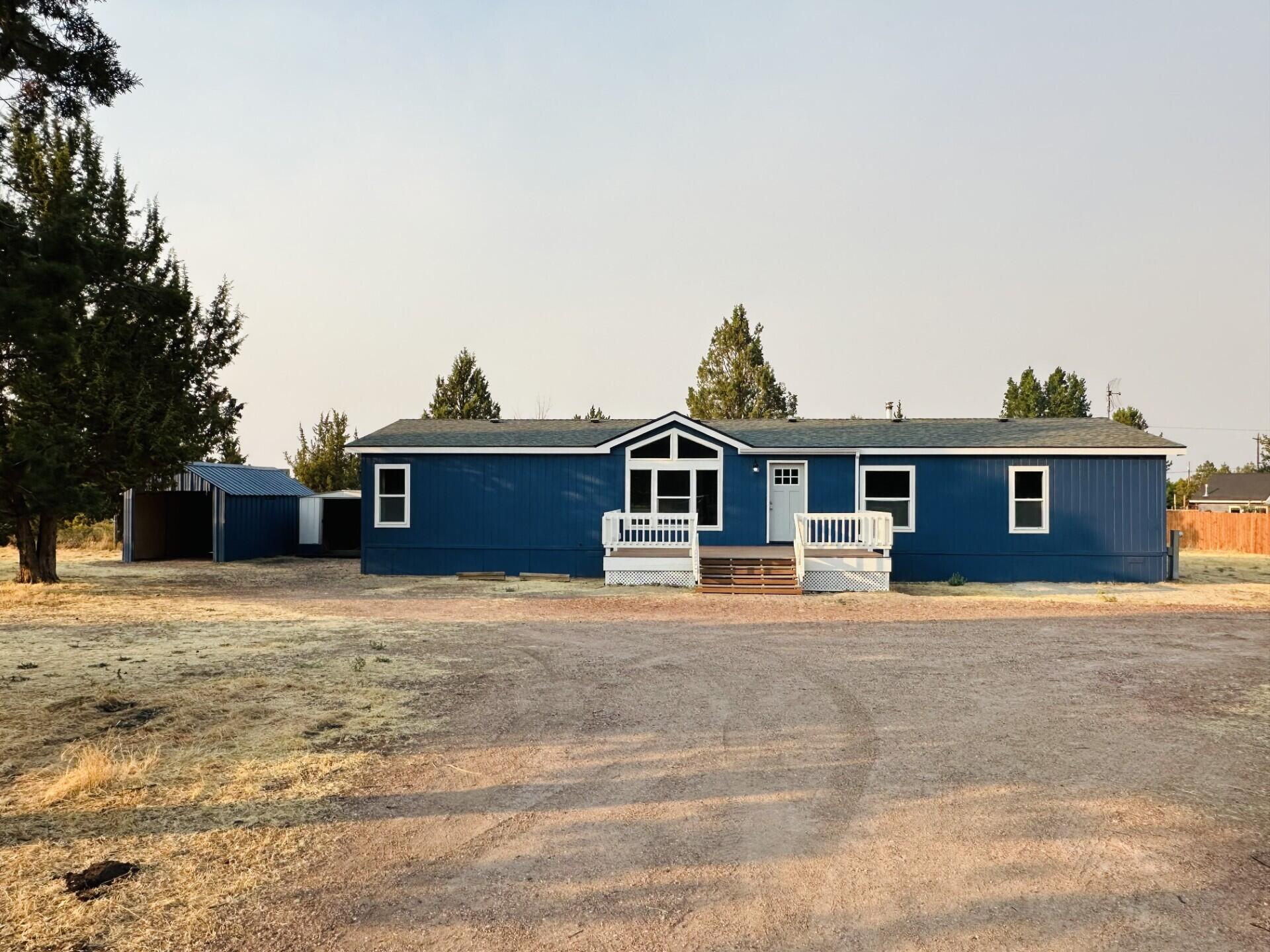 Exterior 1