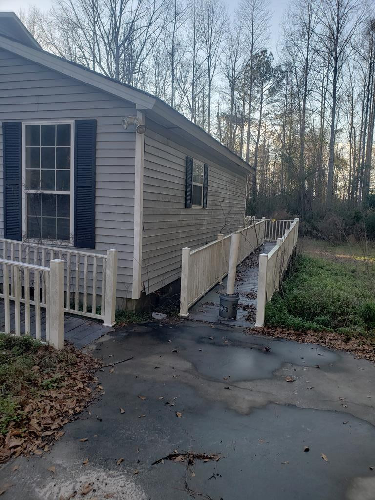 1640 Hunting Road Branchville, SC 29432 - Photo 4 of 27 Photo 4