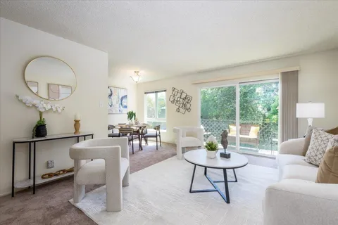 $545,000 | 833 North Humboldt Street, Unit 208, San Mateo, CA 94401