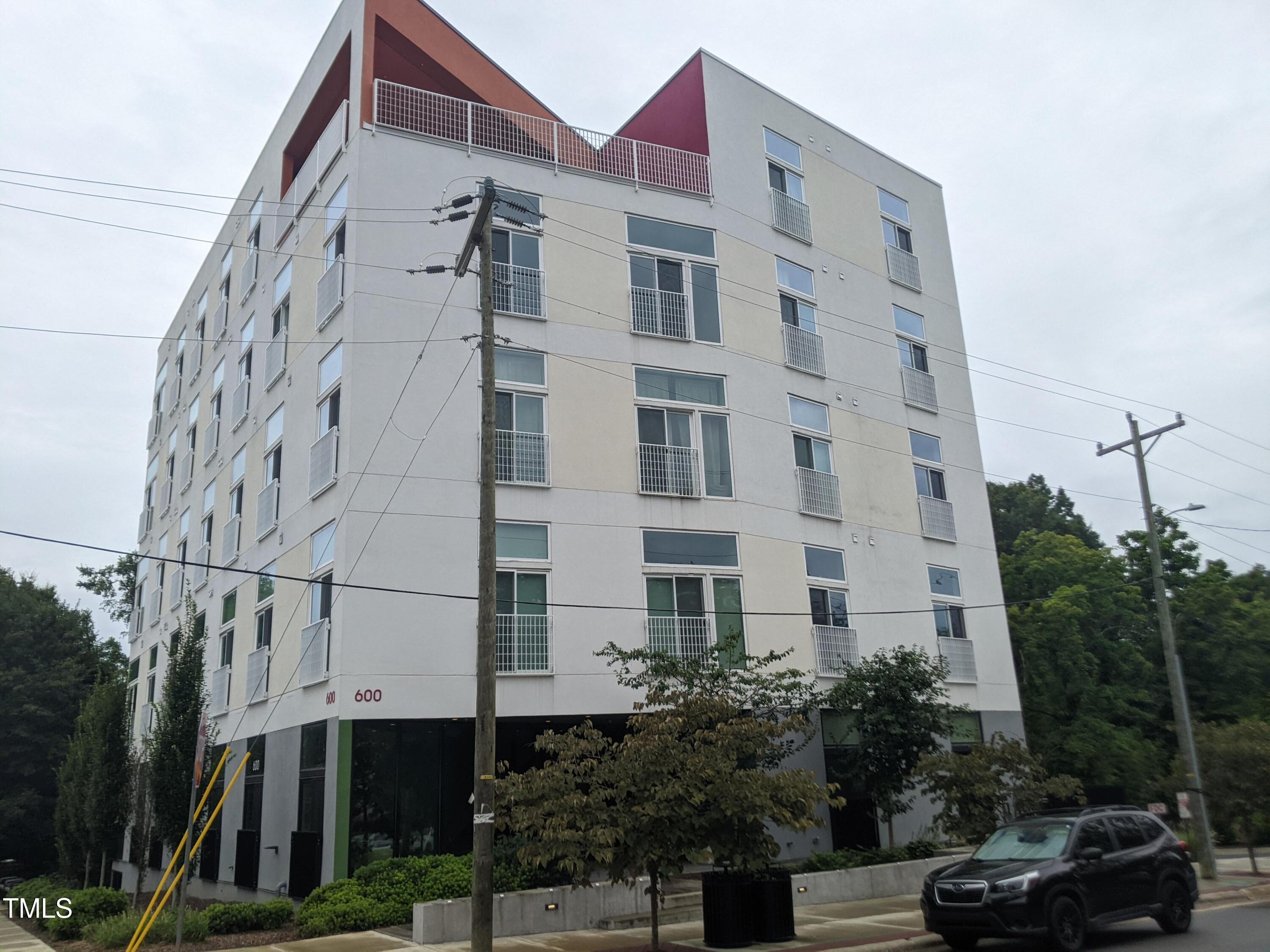 600 South Duke Street, Unit 11 Durham, NC 27701 - Photo 1 of 16 a front view of a building