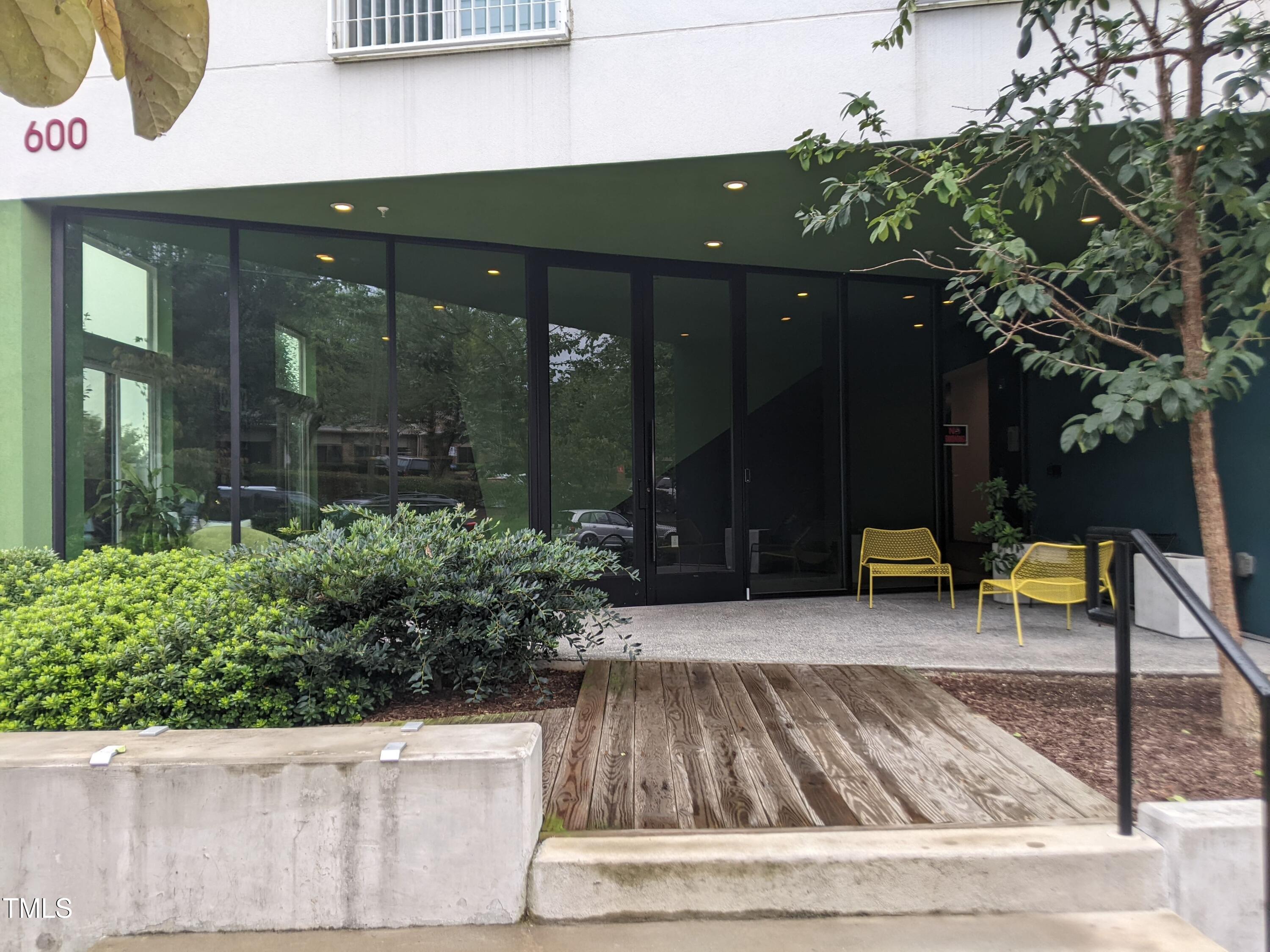 600 South Duke Street, Unit 11 Durham, NC 27701 - Photo 2 of 16 a view of outdoor space yard and porch