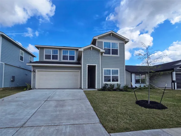 $2,300 | 352 San Juan Trail, Bastrop, TX 78602