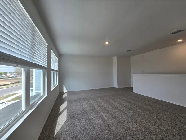 $2,300 | 352 San Juan Trail, Bastrop, TX 78602