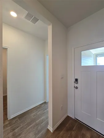 $2,300 | 352 San Juan Trail, Bastrop, TX 78602