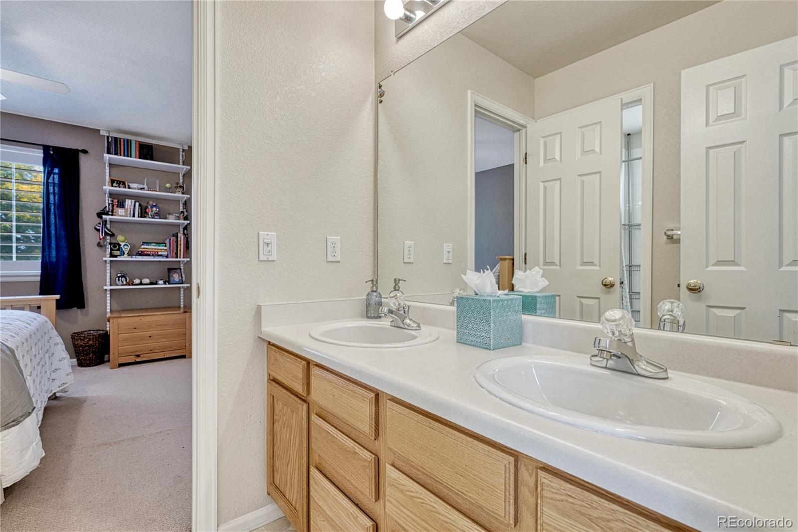 380 West Rose Finch Circle Highlands Ranch, CO 80129 - Photo 27 of 41