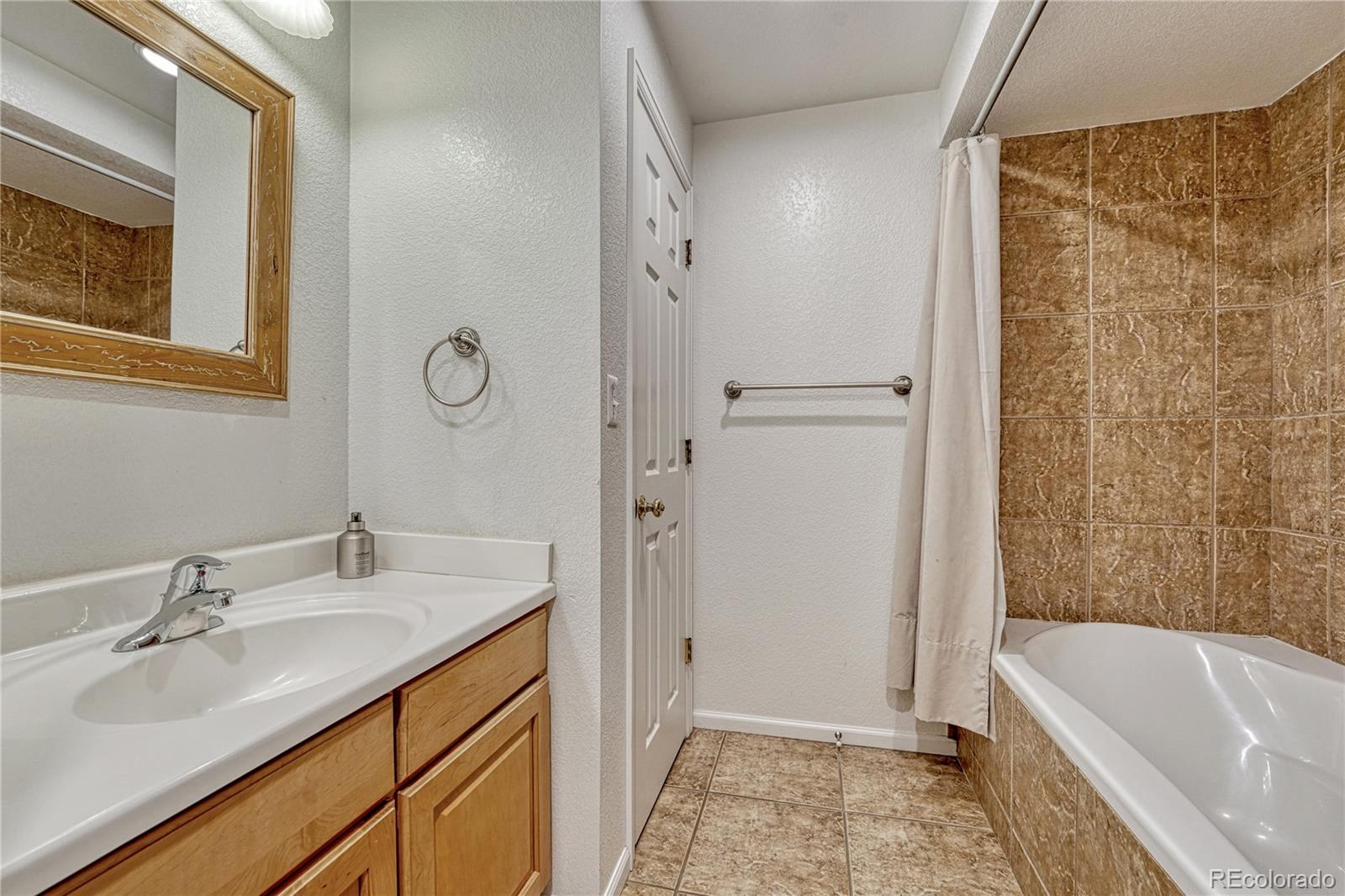 380 West Rose Finch Circle Highlands Ranch, CO 80129 - Photo 36 of 41