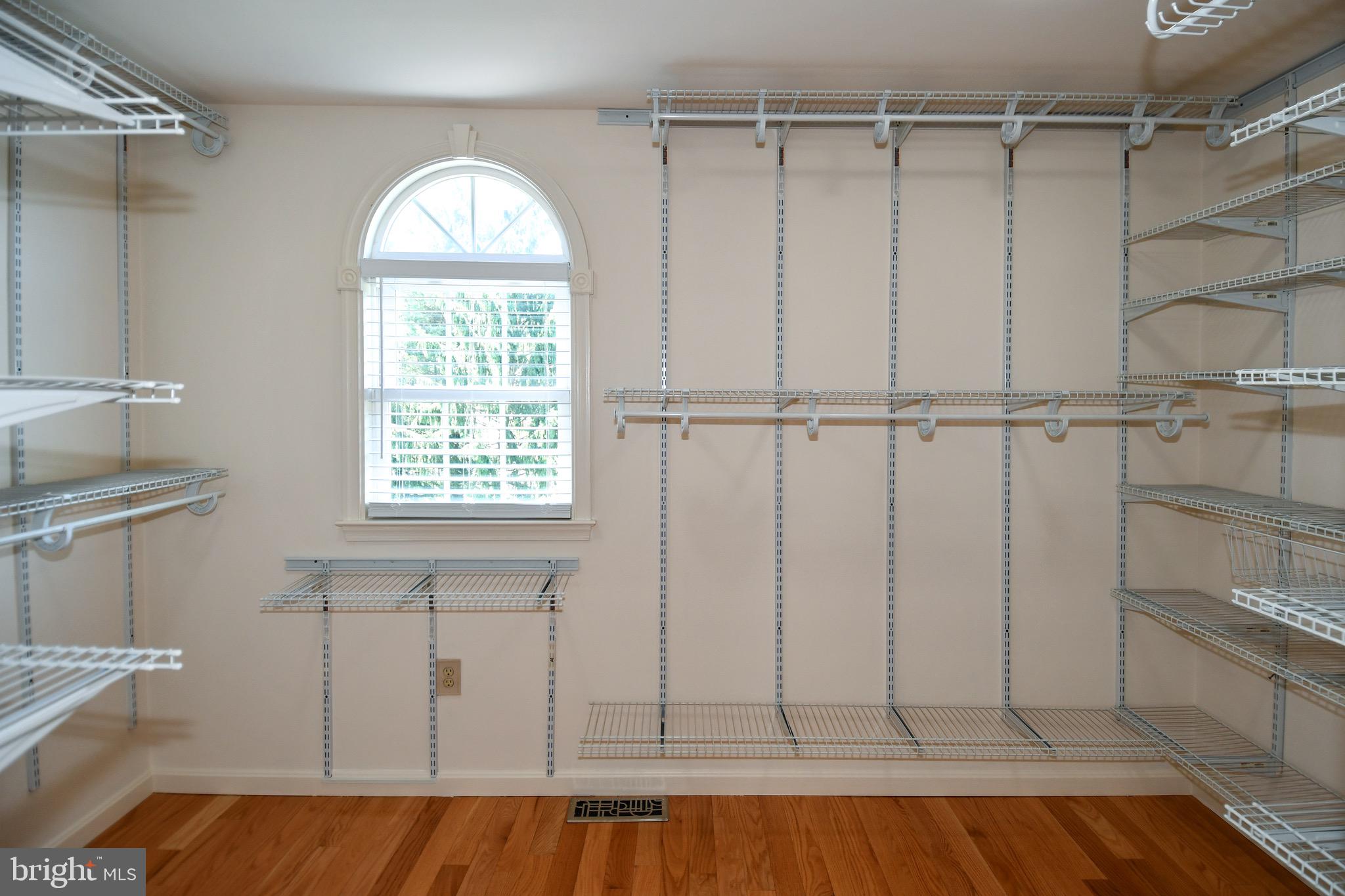 11061 Tottenham Lane Reston, VA 20194 - Photo 41 of 89