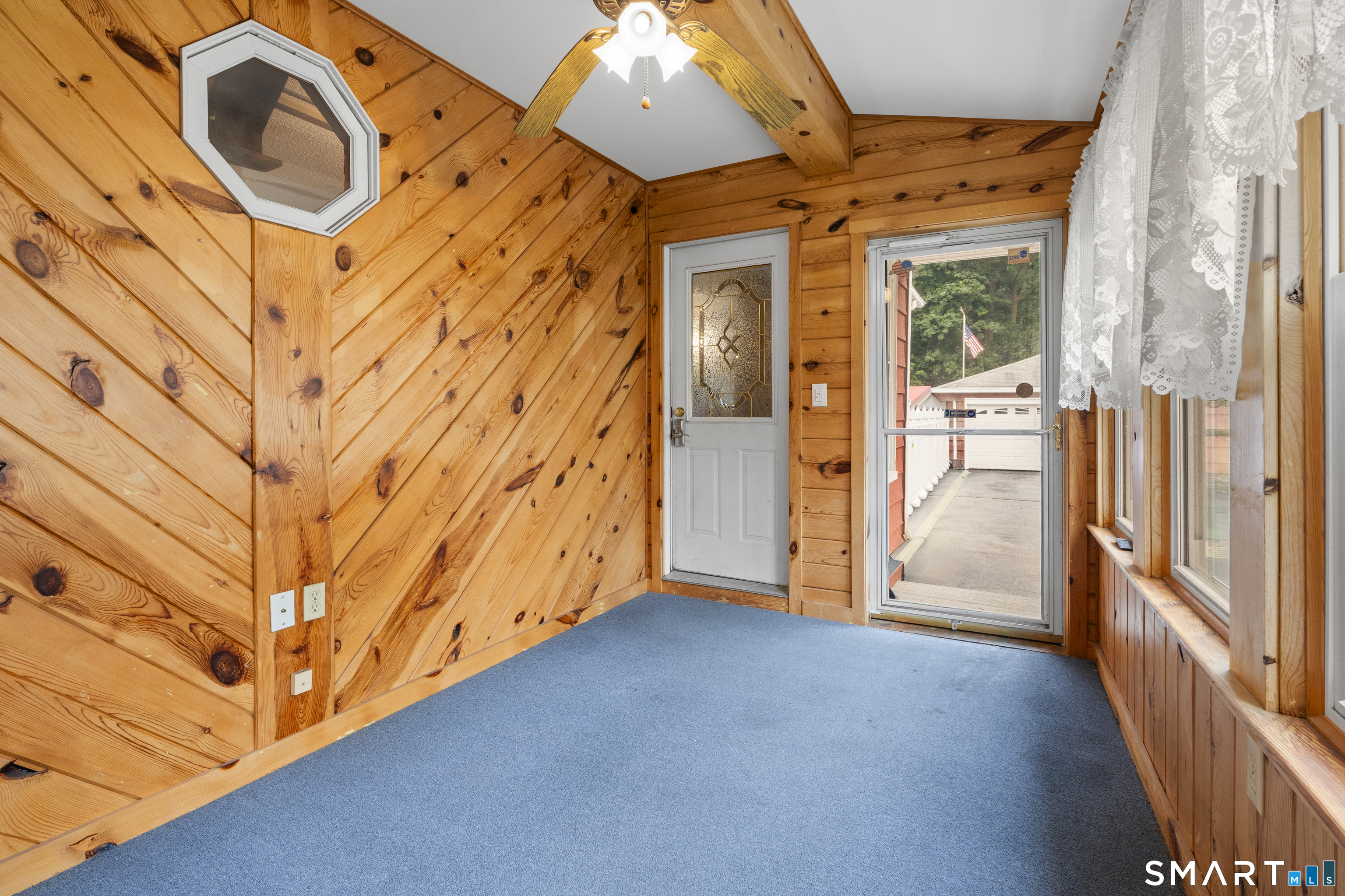 44 School Street Killingly, CT 06239 - Photo 14 of 40