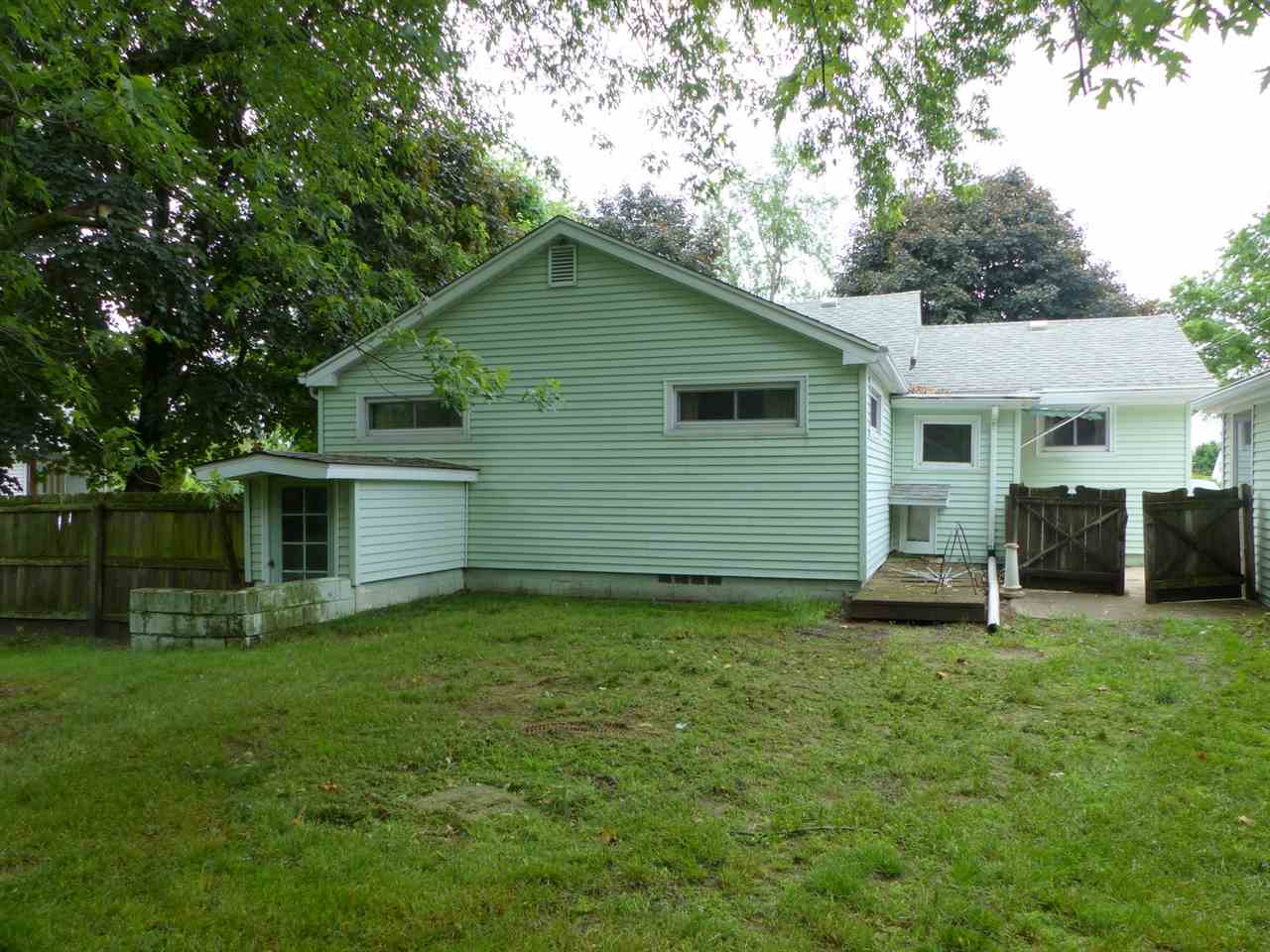 56365 Butternut Road South Bend, IN 46619 - Photo 6 of 13