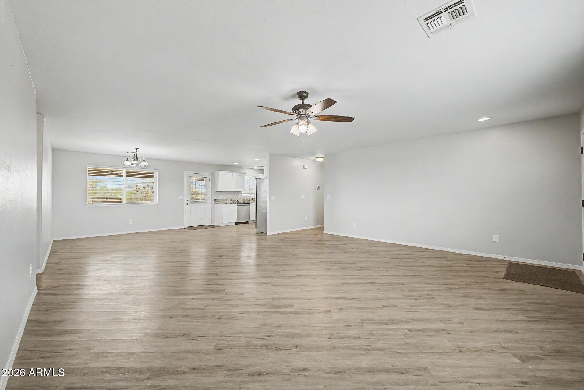 24686 East Bartlett Road Florence, AZ 85132 - Photo 5 of 23