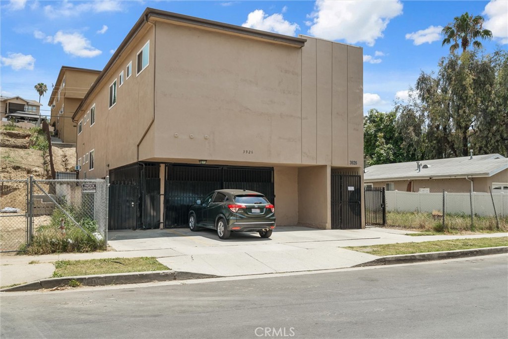 3925 Barrett Road Los Angeles, CA 90032 - Photo 7 of 17
