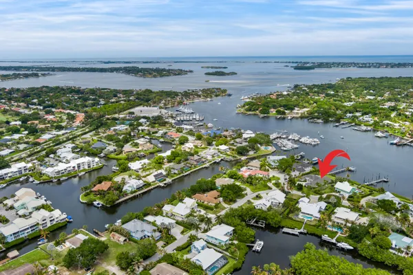 $6,900,000 | 3973 Southeast Topsail Court, Stuart, FL 34997