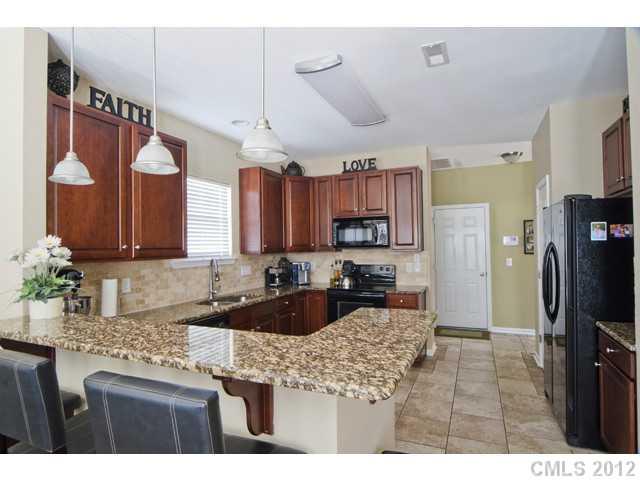 536 Marblewood Court Fort Mill, SC 29708 - Photo 6 of 16