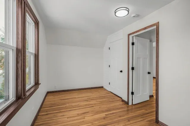 $339,000 | 1048 Thomas Avenue West, St. Paul, MN 55104