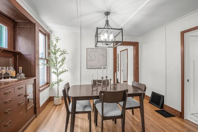 $339,000 | 1048 Thomas Avenue West, St. Paul, MN 55104