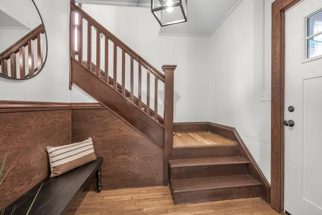 $339,000 | 1048 Thomas Avenue West, St. Paul, MN 55104