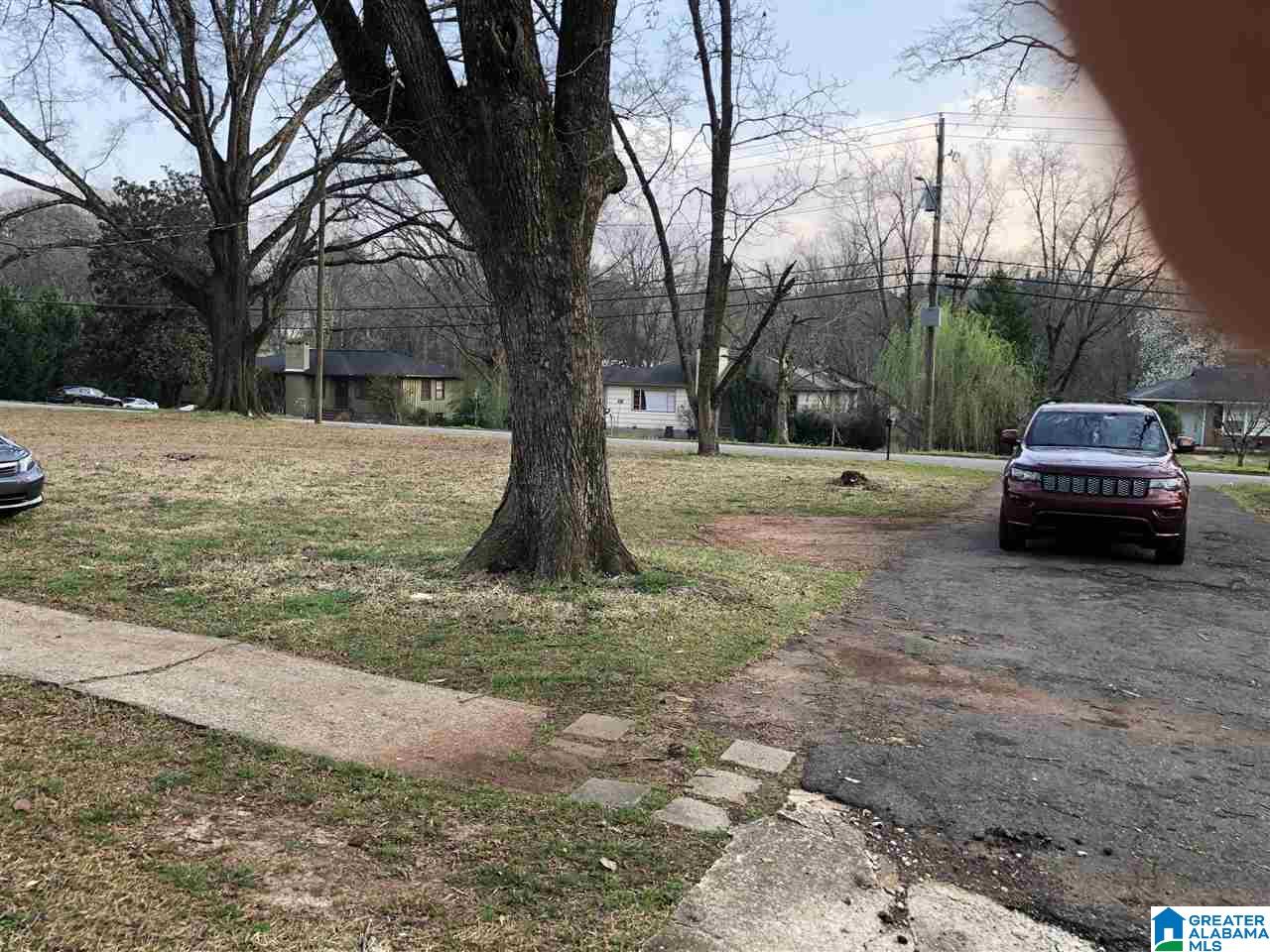 740 Martinwood Road Birmingham, AL 35235 - Photo 3 of 24