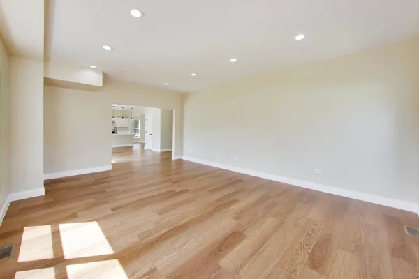 $479,900 | 239 Parker Avenue, Aurora, IL 60505
