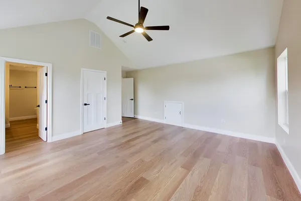 $479,900 | 239 Parker Avenue, Aurora, IL 60505
