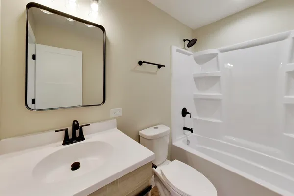 $479,900 | 239 Parker Avenue, Aurora, IL 60505