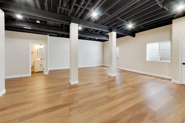 $479,900 | 239 Parker Avenue, Aurora, IL 60505