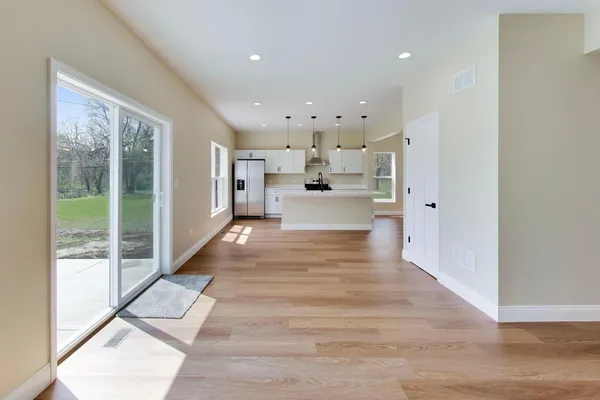 $479,900 | 239 Parker Avenue, Aurora, IL 60505
