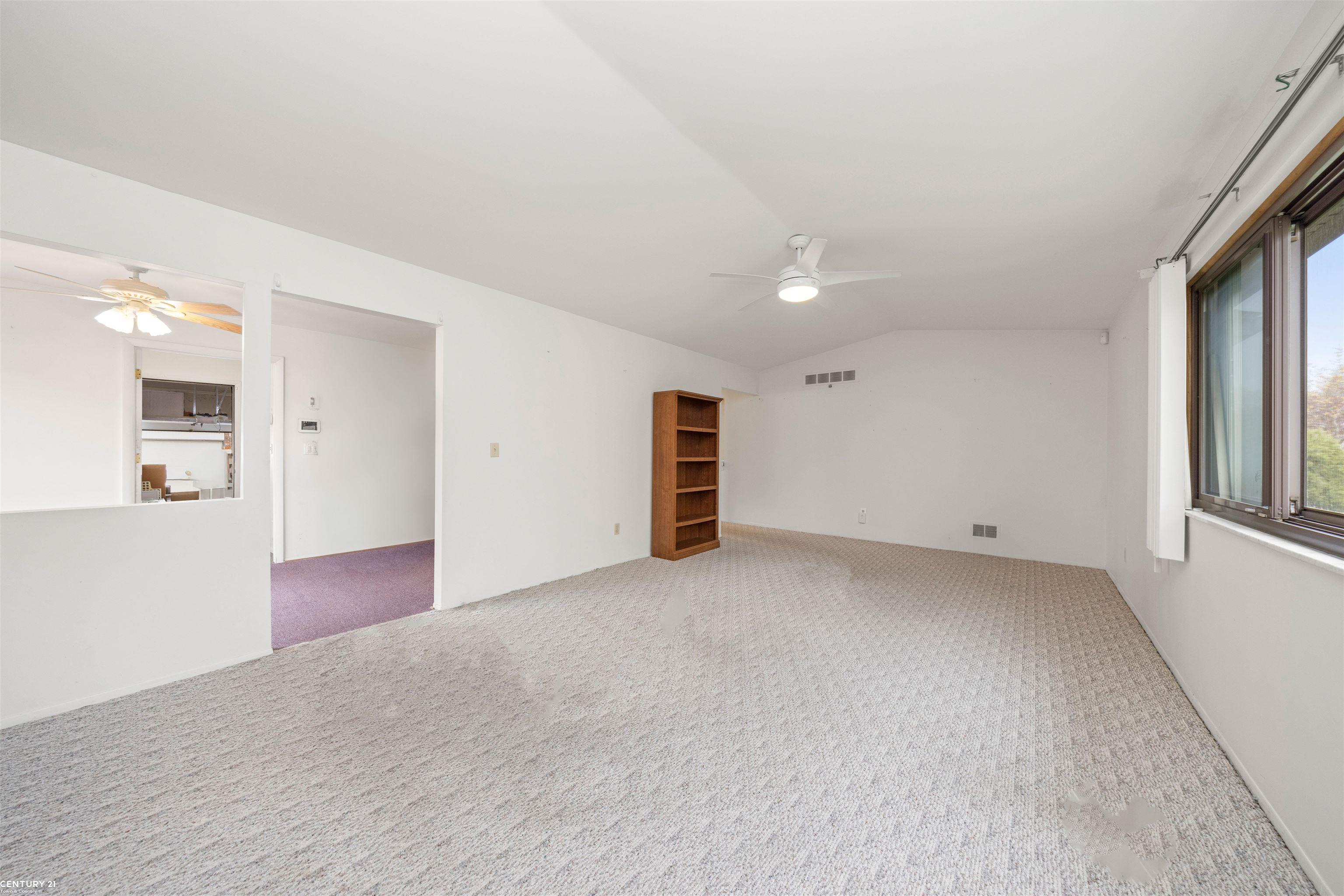11944 15 Mile Road Sterling Heights, MI 48312 - Photo 5 of 35