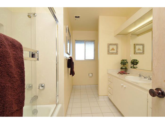 1239 Tuolumne Road Millbrae, CA 94030 - Photo 13 of 18 Gallery Image 13