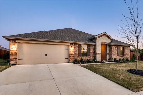 $396,000 | 1242 Slate Avenue, Cedar Hill, TX 75104
