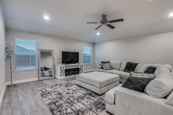 $396,000 | 1242 Slate Avenue, Cedar Hill, TX 75104