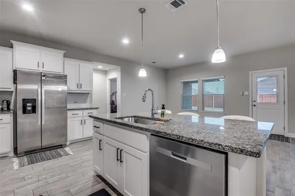 $396,000 | 1242 Slate Avenue, Cedar Hill, TX 75104