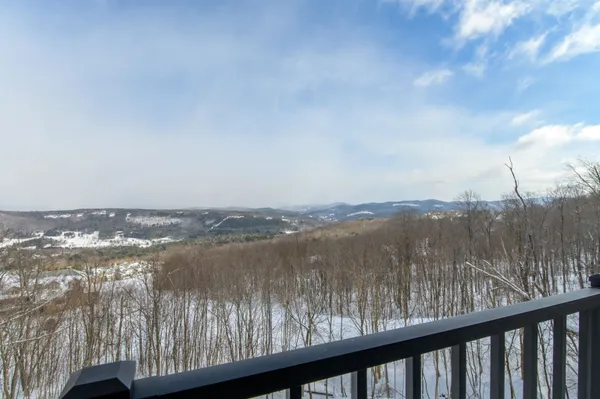 $3,250,000 | 191 Moonshadow Drive, Unit M19, Ludlow, VT 05149