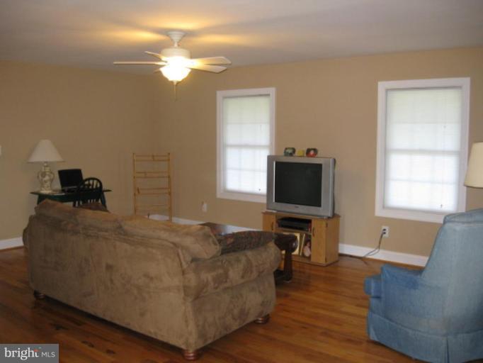 9249 Rixeyville Road Culpeper, VA 22701 - Photo 4 of 8 Living Room